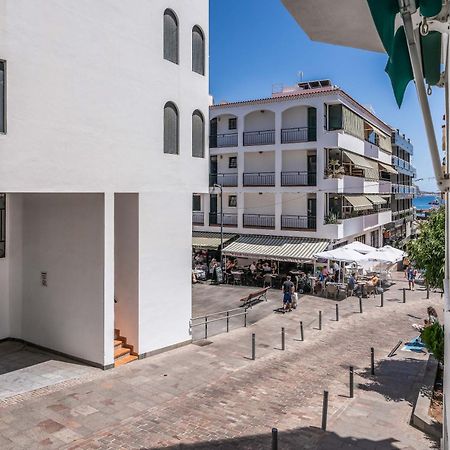 Ventura Next To The Beach Арона Екстериор снимка