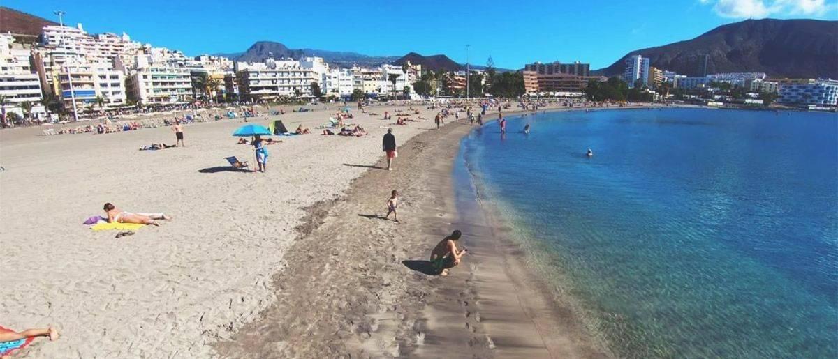 Ventura Next To The Beach Арона Екстериор снимка